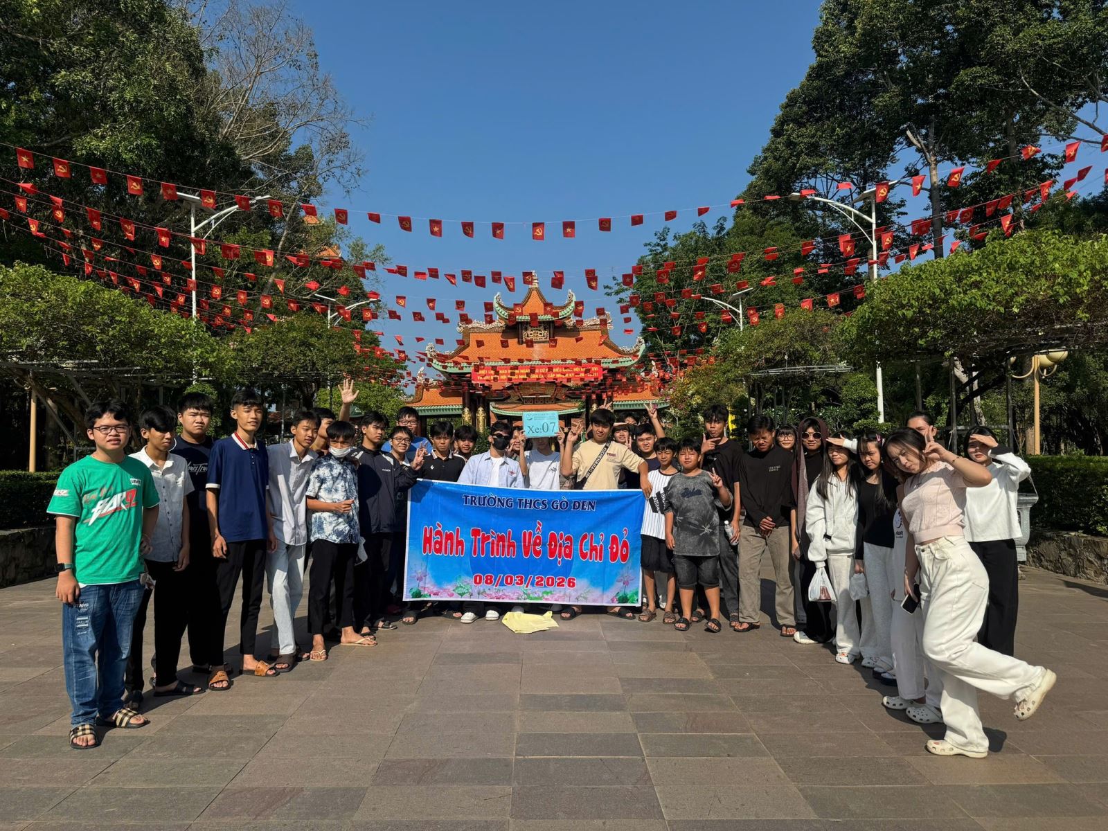 HOẠT ĐỘNG TRẢI NGHIỆM – HỌC TẬP NGOẠI KHÓA MÔN LỊCH SỬ VÀ ĐỊA LÍ 🌿